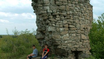 9. SÁLY, LATOR CASTLE 