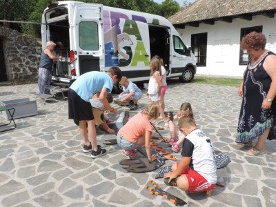                                                                                                                                 